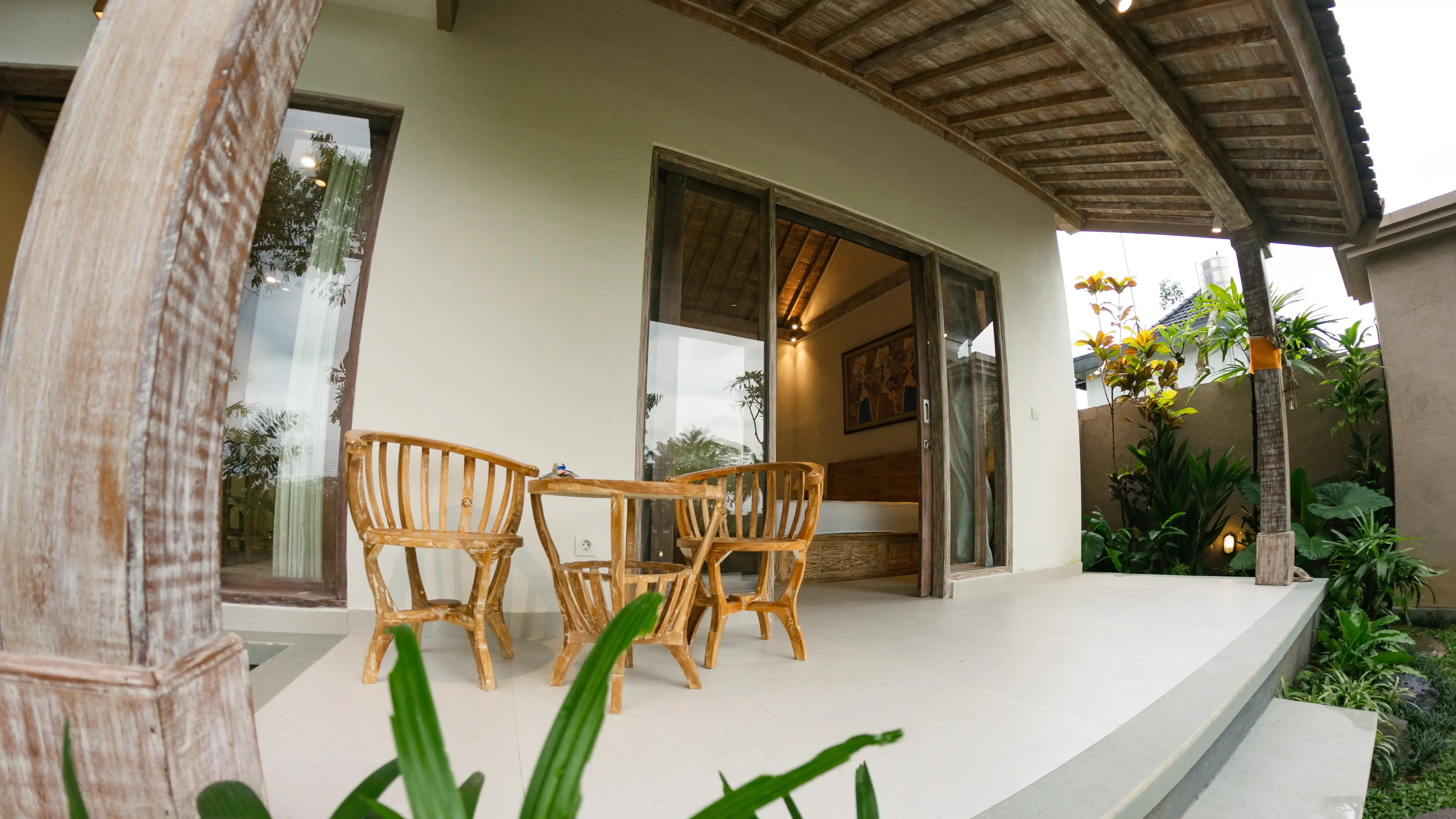 Garden area with tropical plants